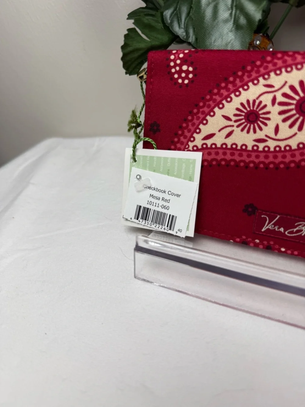NWT Vera Bradley Mesa Red Checkbook Cover – Retired Pattern - Picture 2 of 5